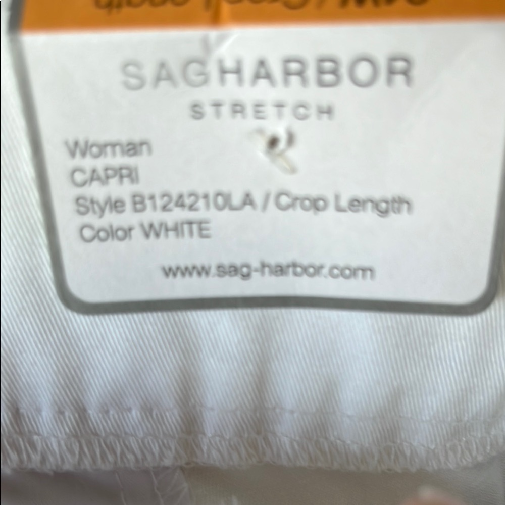 Sag Harbor White Relaxed Fit Capris - Picture 9 of 12